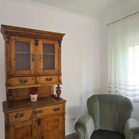 4 * Balatonfüred