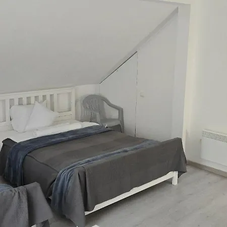 4 Apartamento *
